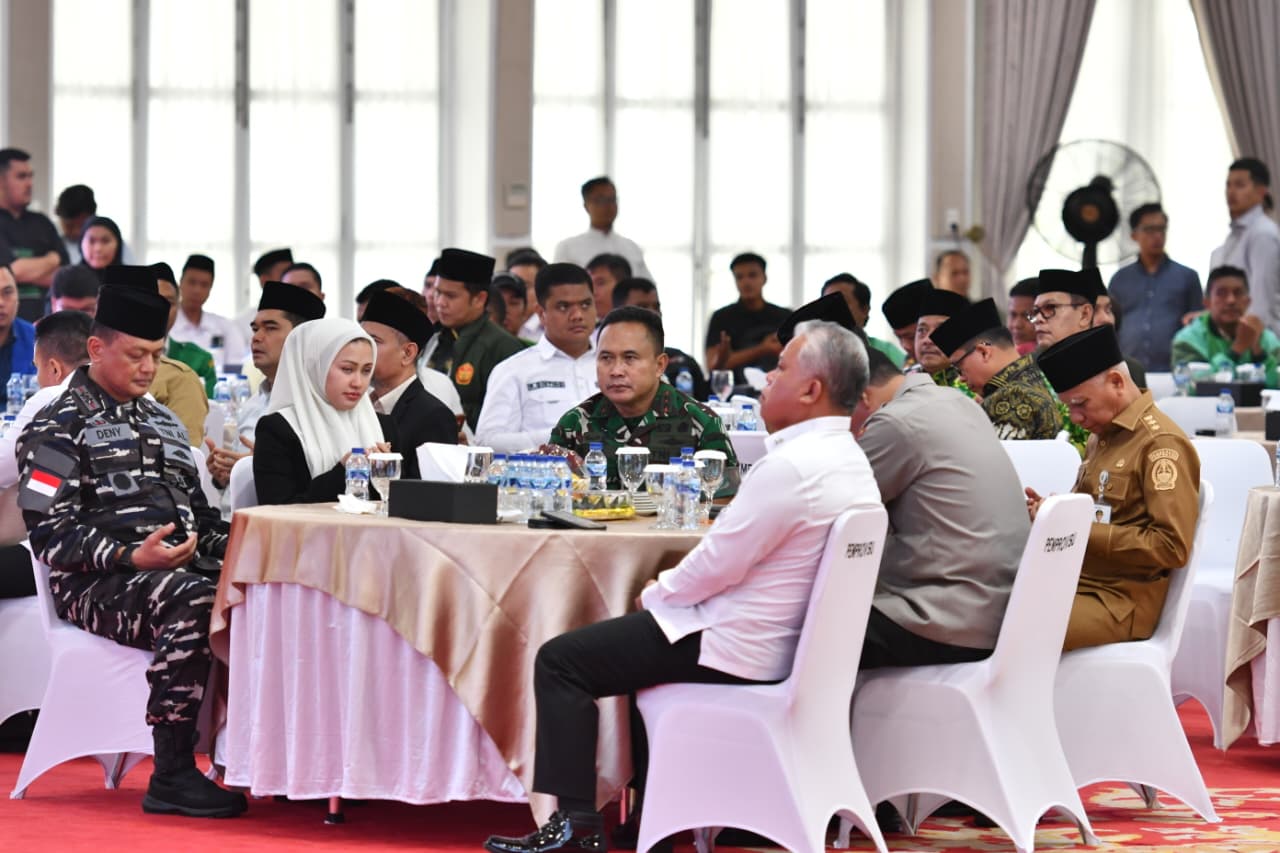 Pangdam I/BB Hadiri Doa Lintas Agama, Sapa Ojol hingga Pemuka Agama