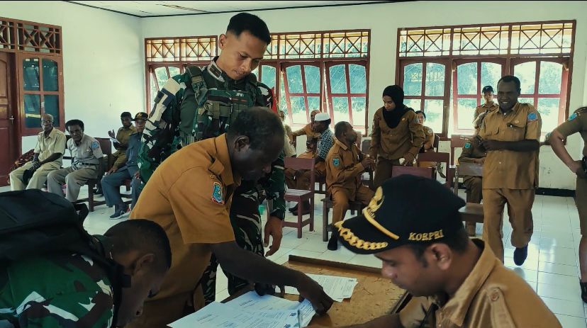 Satgas Yonif Kewilayahan RI-PNG Yonif 763/SBA Hadir Menyelesaikan Pertikaian Antar Kampung