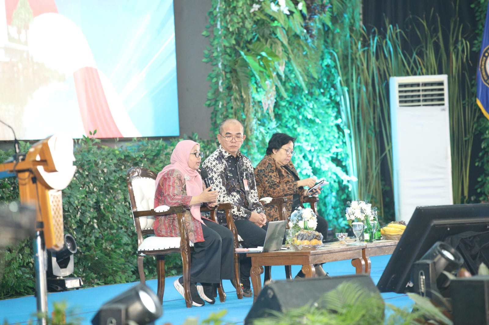 *Kolaborasi Pusat-Daerah, Kementerian ESDM dan KKP Tekankan Hilirisasi dan Ekonomi Biru*