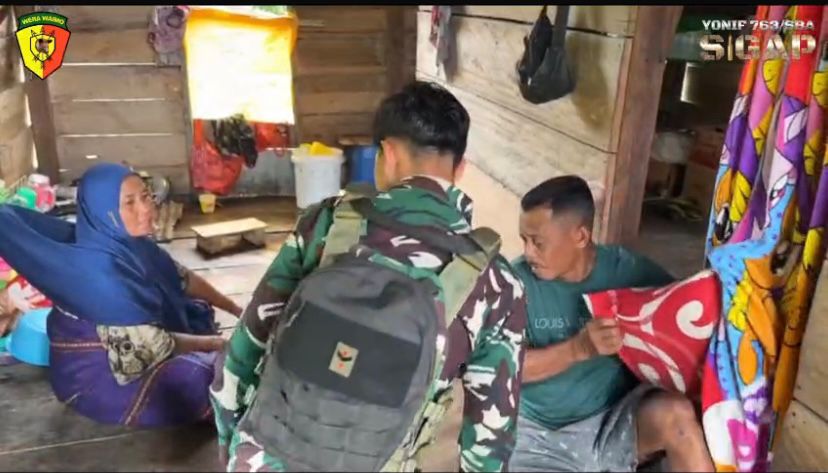 *Anggota Pos Subin Satgas Pamtas Kewilayahan RI-PNG Yonif 763/SBA Berikan Pengobatan Gratis kepada Masyarakat Subin*