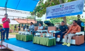 Bupati Luwu Utara Silaturahmi dengan PGRI di Pantai Seta-Seta, Harap Bantu Pemerintah Majukan Pendidikan