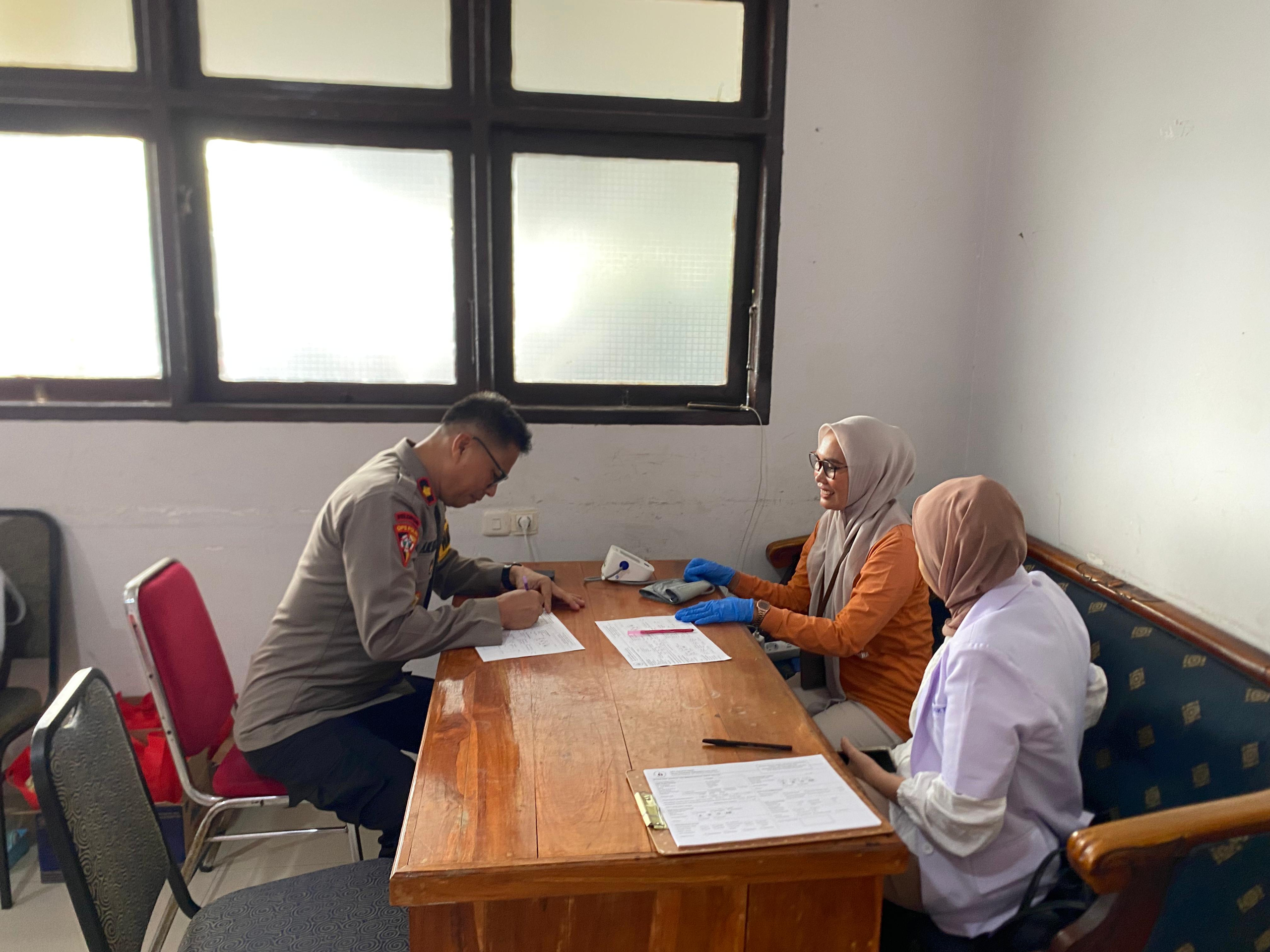 Peringati HUT Intelijen Polri ke-80, Sat Intelkam Polres Luwu Utara Gelar Donor Darah