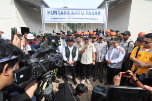 *Pembangunan Huntara Terus Dikebut, 4.263 Unit Rampung di Tiga Provinsi Terdampak Bencana*