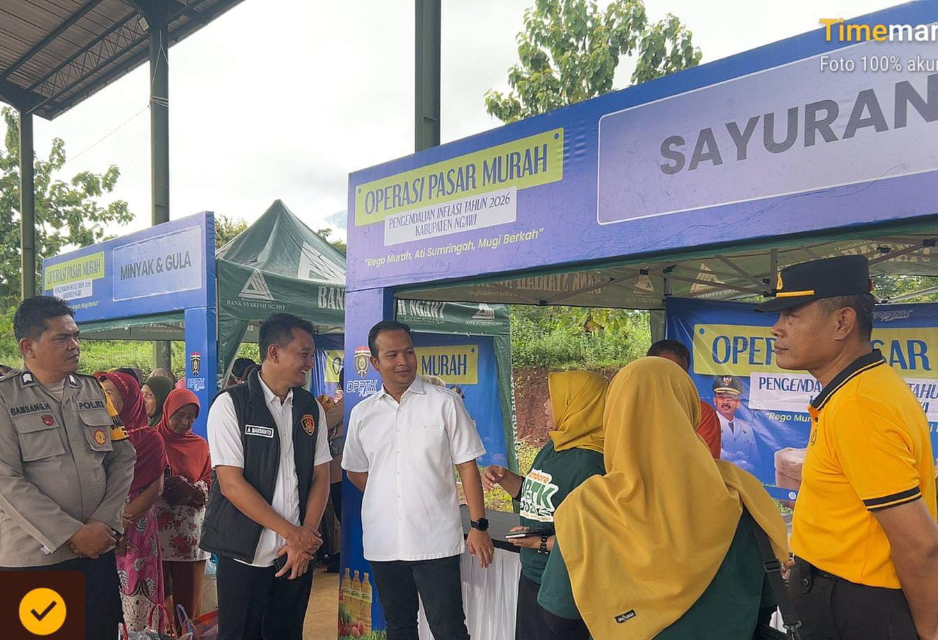 *Sinergi Polres Ngawi dengan Pemkab Beri Pendampingan Operasi Pasar Murah*
