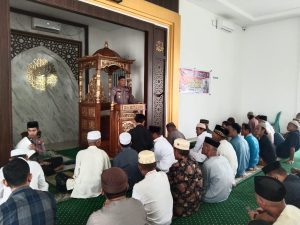Safari Jumat dan Jumat Curhat, Kasat Binmas Polres Takalar Serap Aspirasi Warga Mangngadu