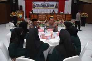 Polres Bulukumba Gelar Buka Puasa Bersama Anak Panti Asuhan Darul Itiha