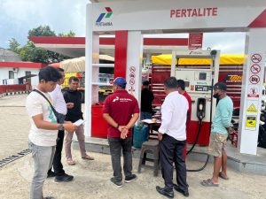 *Unit Tipidter Sat Reskrim Polres Sinjai Sidak Sejumlah SPBU, Pastikan Stok BBM Aman dan Cegah Kecurangan.*