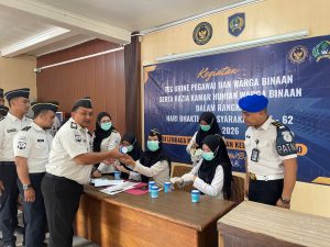 Lapas Sidoarjo Gelar Tes Urin Pegawai dan Warga Binaan sebagai Wujud Komitmen Bersih dari Narkoba