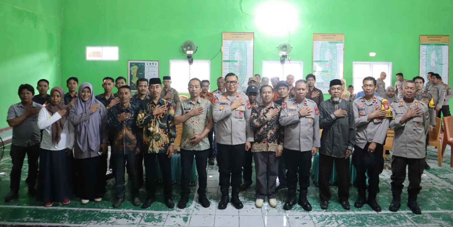 *Perkuat Sinergi Jaga Kamtibmas, Kapolres Sinjai Tatap Muka Bersama FKPM Bulupoddo.*