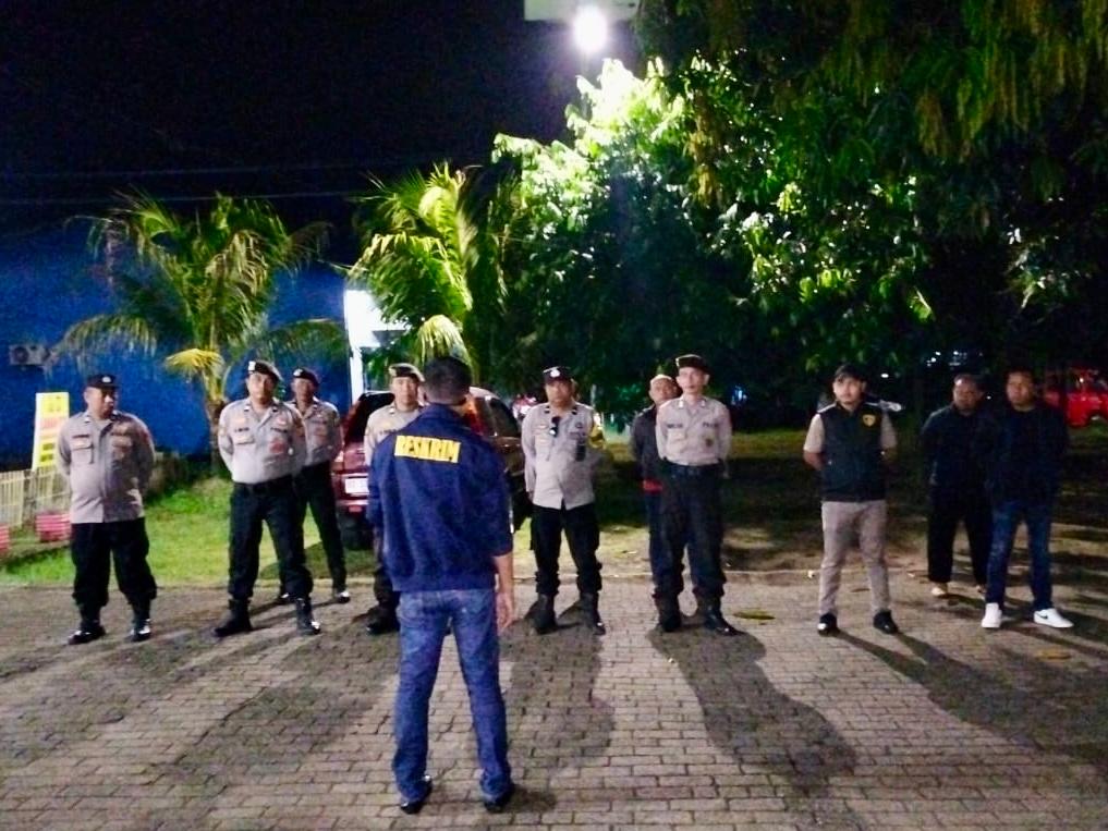 Patroli Cipta Kondisi Polsek Polsel, Jaga Stabilitas Kamtibmas hingga Pelosok Desa