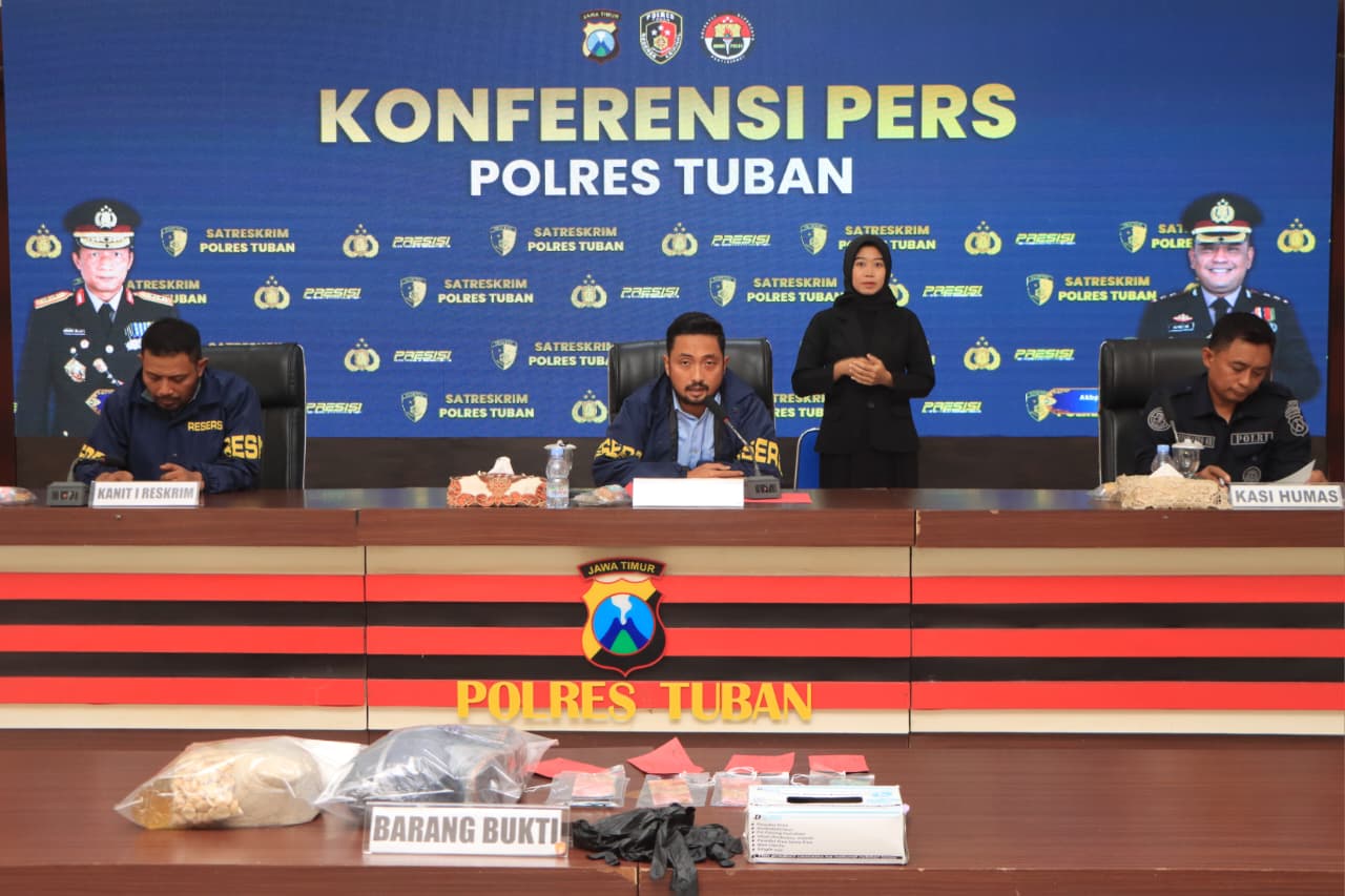 *Polres Tuban Ungkap Jaringan Pengedar Uang Palsu 3 Tersangka Diamankan*