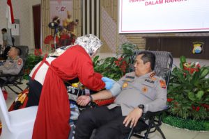*Polda Sulsel Kumpulkan 278 Kantong Darah dalam Aksi Donor Sambut Hari Bhayangkara ke-80*