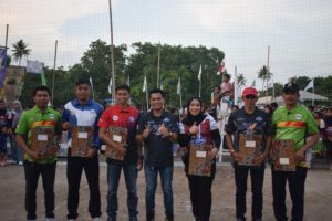 Penutupan Acara Tournamen Bola Voli Lintas Waktu Group, Secara resmi ditutup Oleh Asisten Prekonomian dan Pembangunan Daerah Setda Bulukumba. 